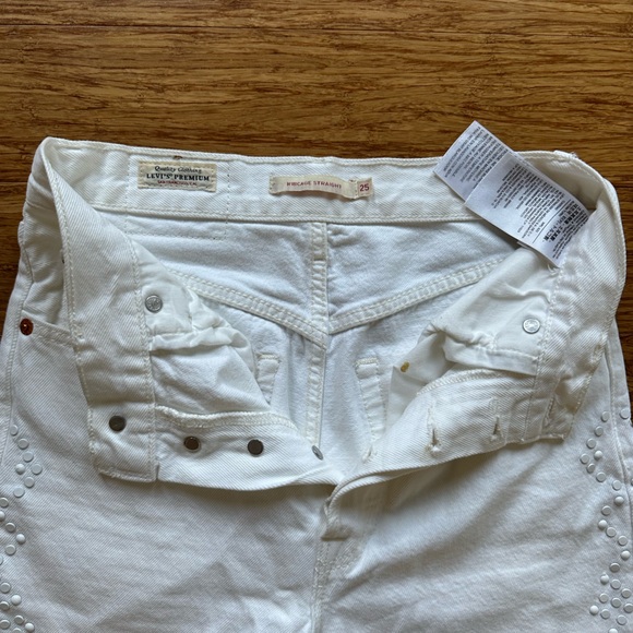 Levi's White straight leg Jeans - Picture 6 of 8
